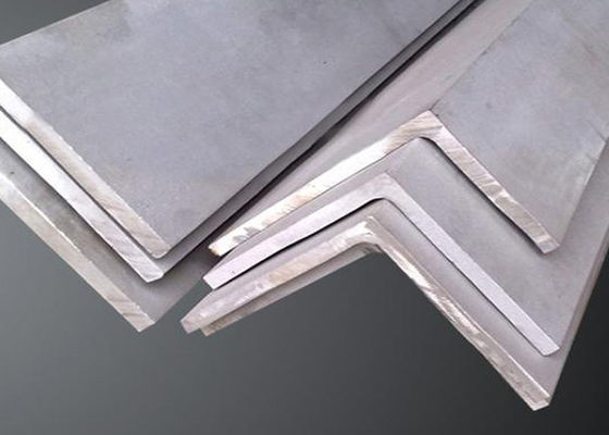 Aço laminado a alta temperatura suave desigual do molde do material das barras de aço do igual