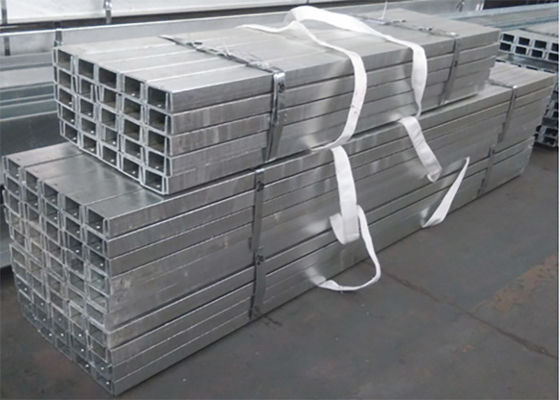 ASTM 304 316 seções ocas laminadas a alta temperatura, canal de aço inoxidável em forma de u de 3.0Mm